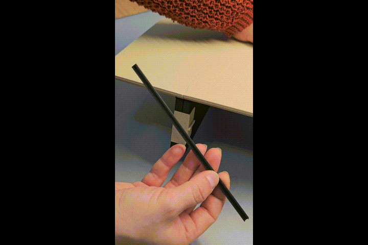 Système "Omni-Shelf" — L'Architecture du Bureau