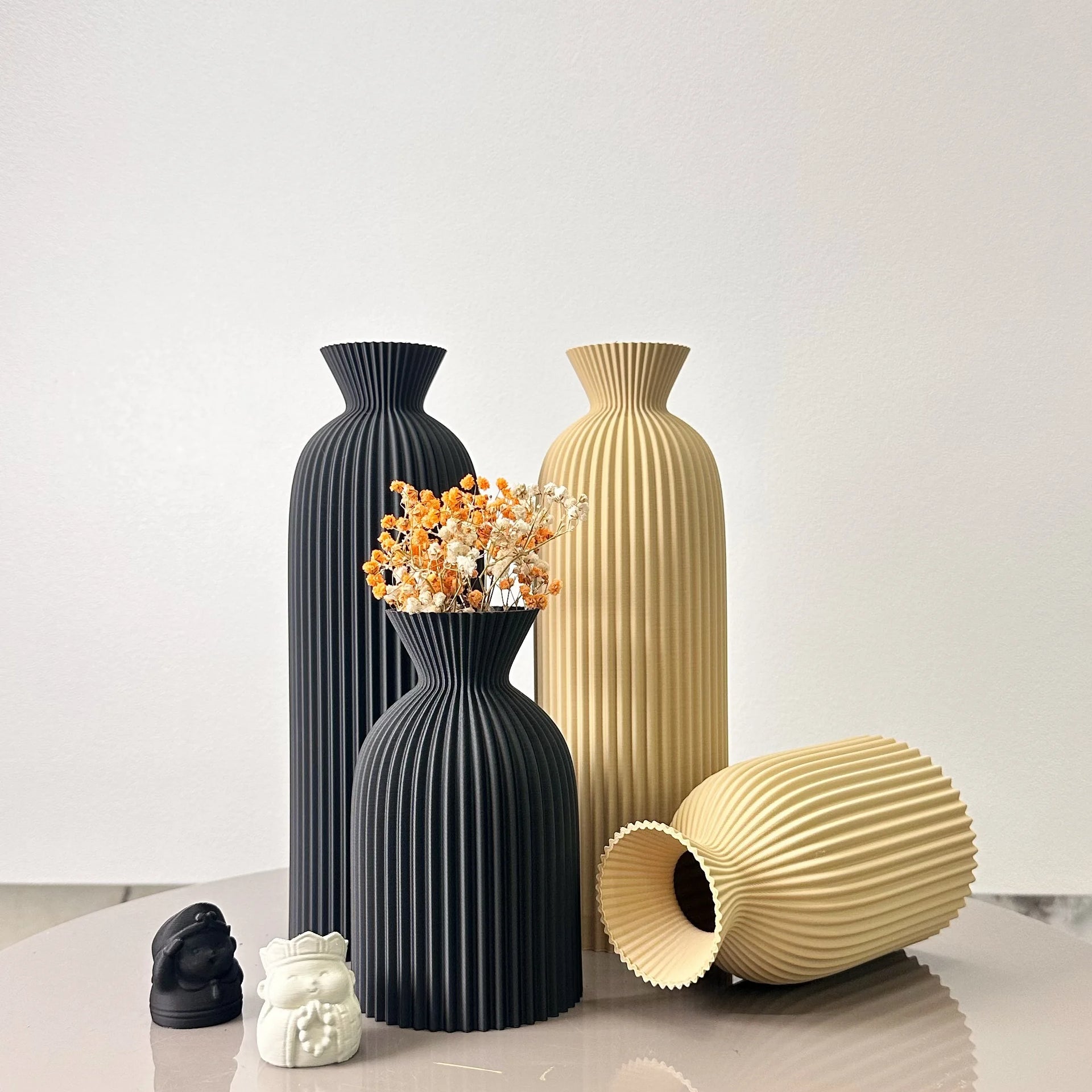 WaveDuo – 2-Piece Wavy Pattern Art Vase Set for Dried Flowers, Home, Office, Foyer Decoration, and Holiday Gifts