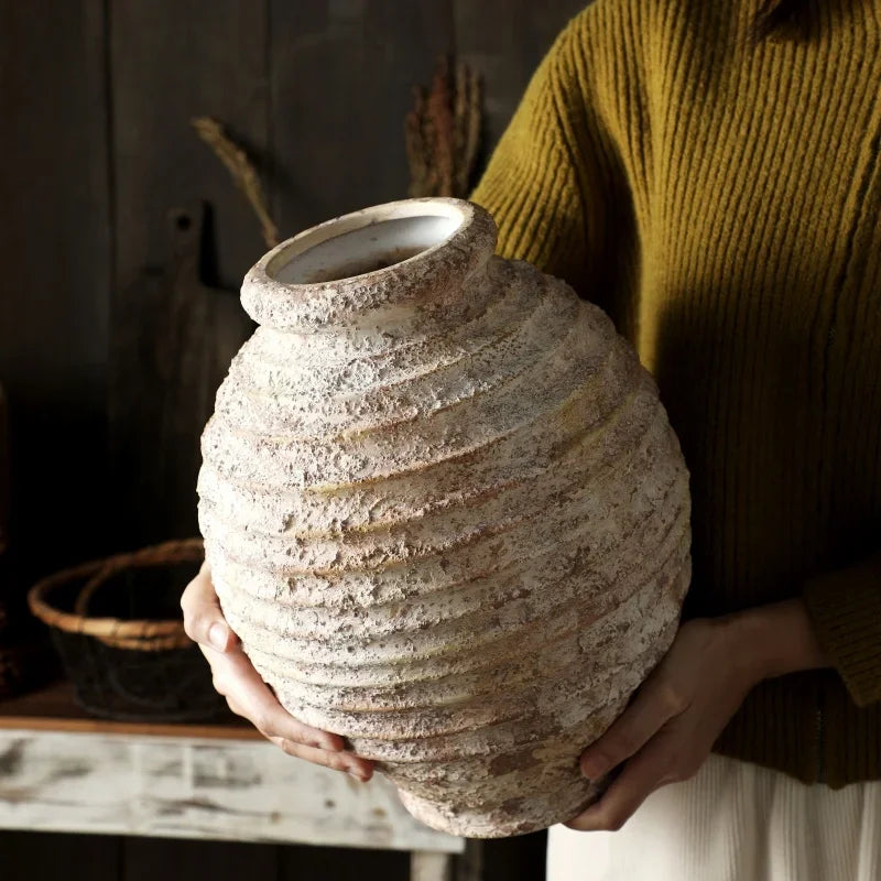 RusticaVase – Retro Rough Clay Pottery, 21.5CM Vintage Handmade Vase for Home & Room Decoration