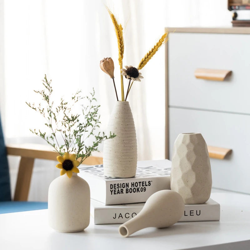 Ceramic Flower Vase – Retro Table Decorative Vase for Dried Flower Arrangements, Home & Wedding Decor, Aesthetic Desktop Ornament