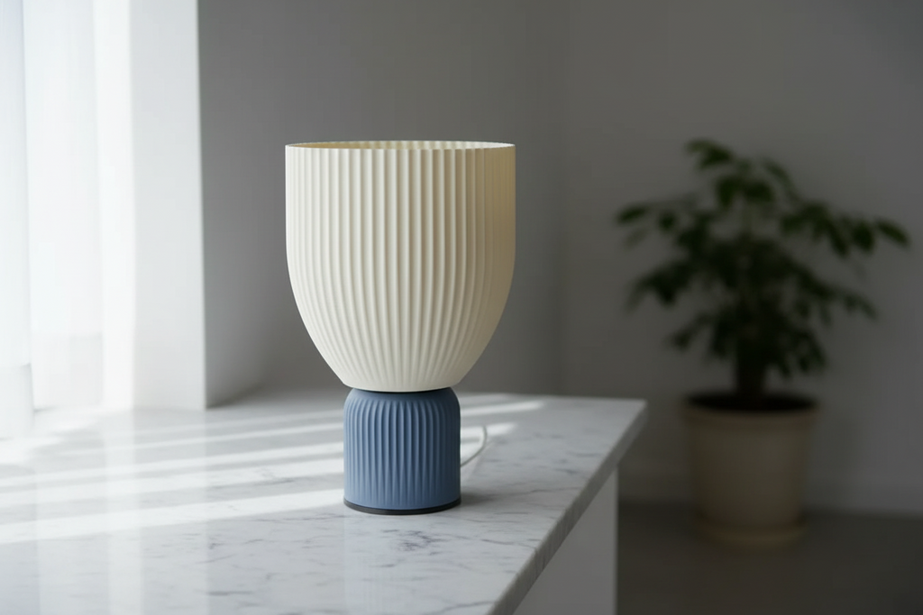 La Lampe de Table "Lumina-Wave" — Design Cannelé